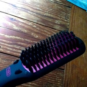 COPY - Ionic hair straightening brush